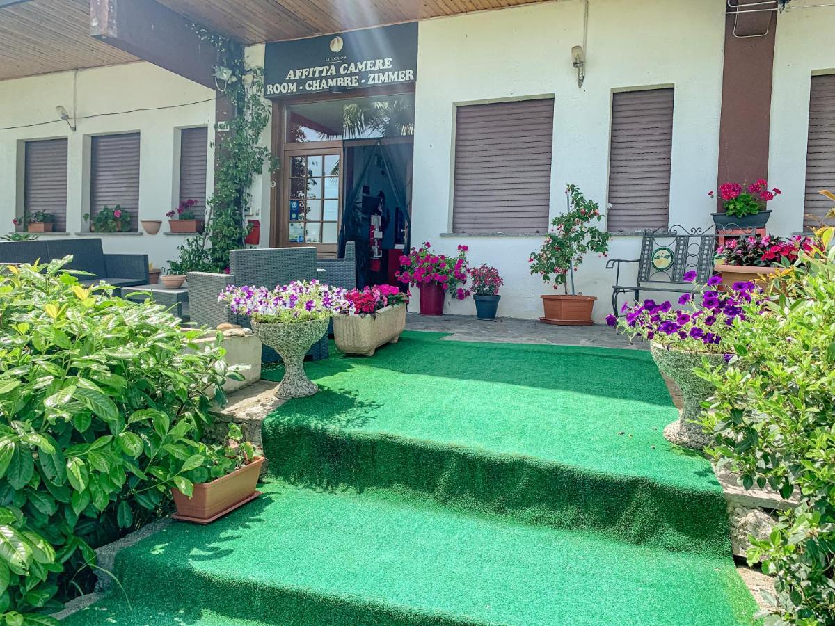 La Locanna Hotel Serramazzoni Bagian luar foto