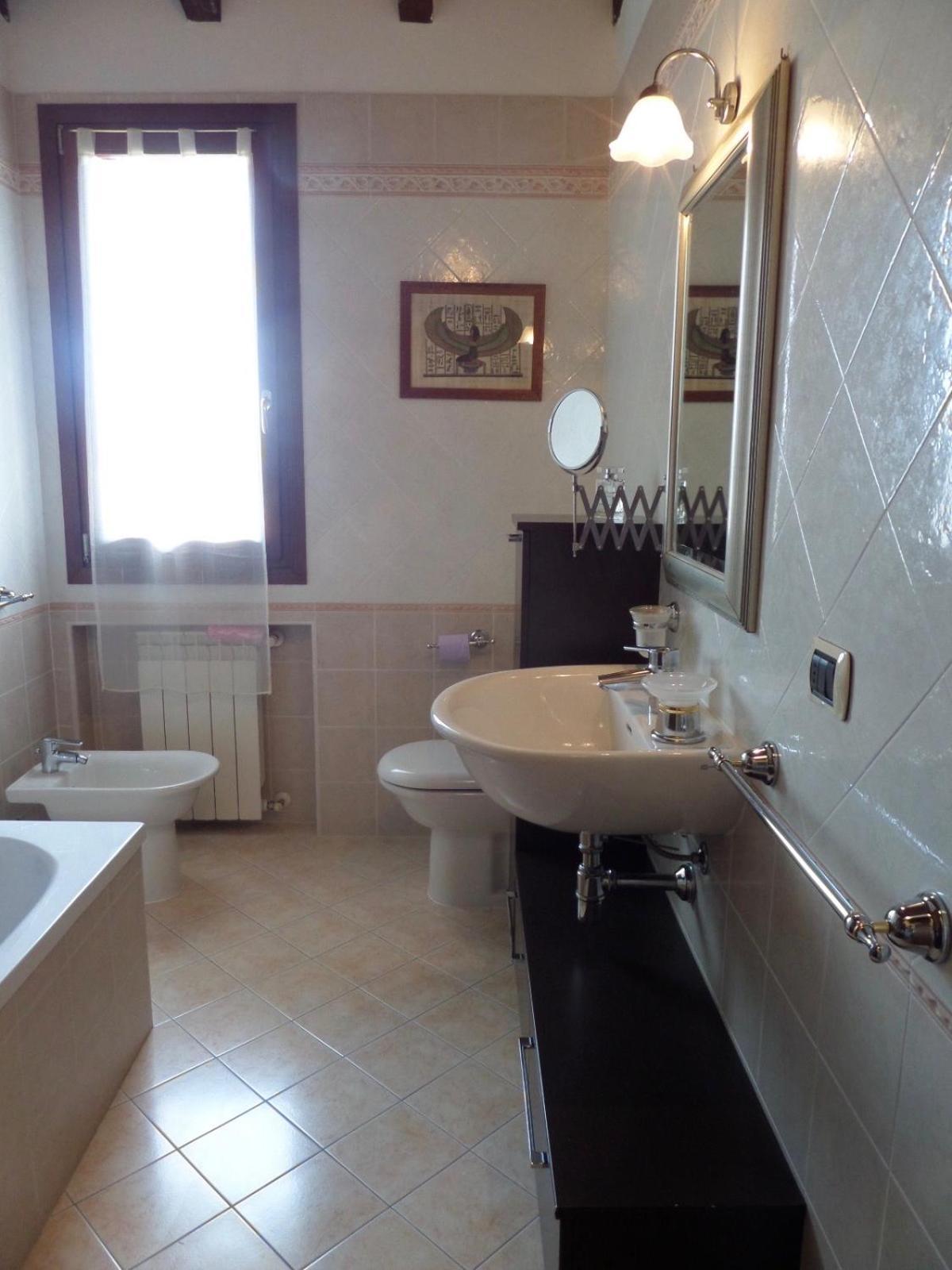 La Locanna Hotel Serramazzoni Bagian luar foto