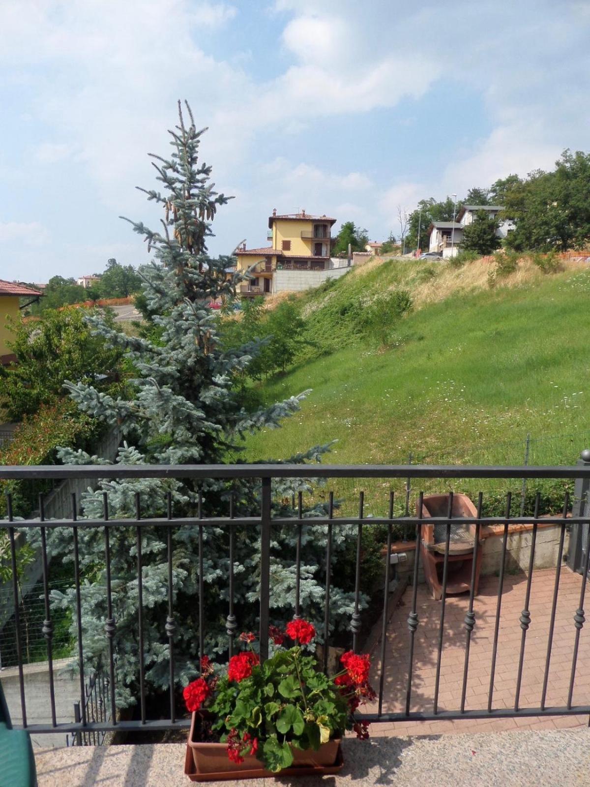 La Locanna Hotel Serramazzoni Bagian luar foto