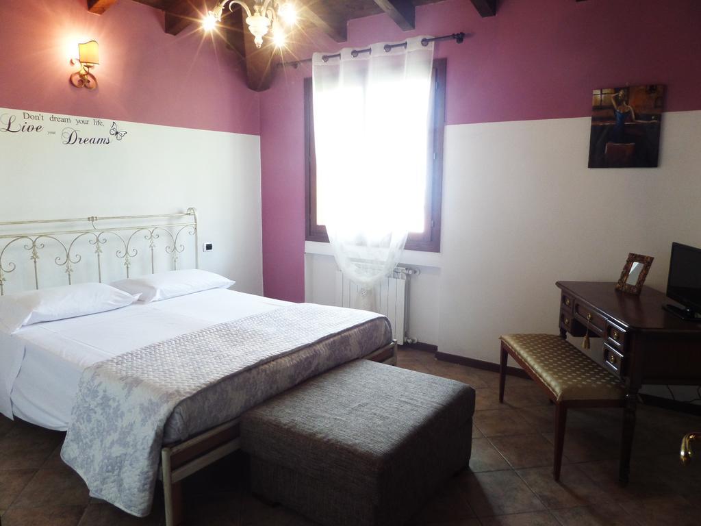 La Locanna Hotel Serramazzoni Bagian luar foto