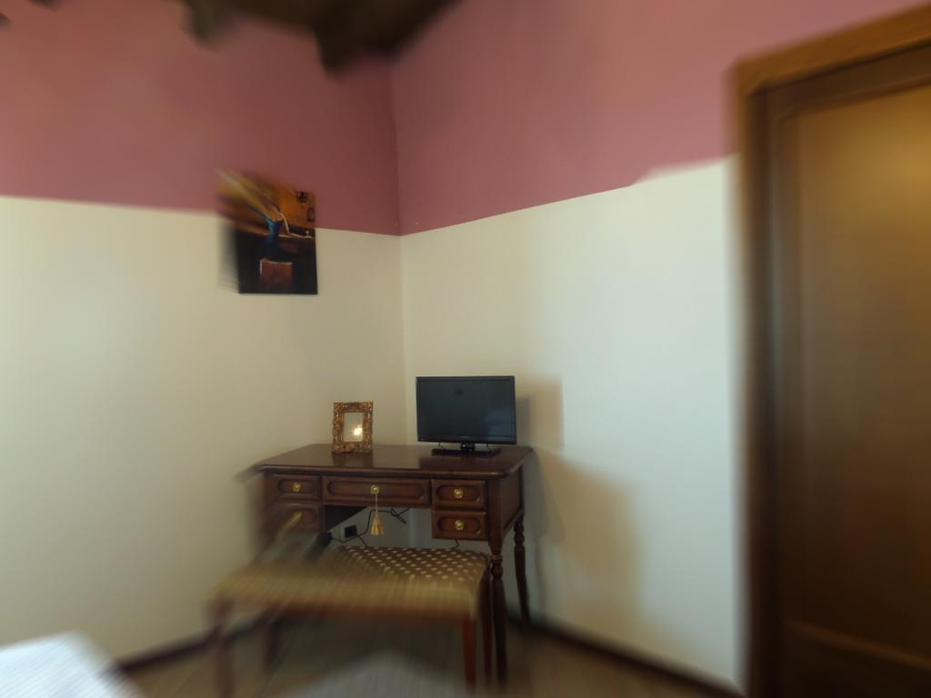 La Locanna Hotel Serramazzoni Bagian luar foto